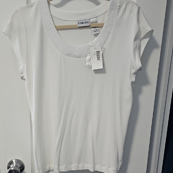 Chico's Tops - Chico's Classic White Short Sleeve Tee